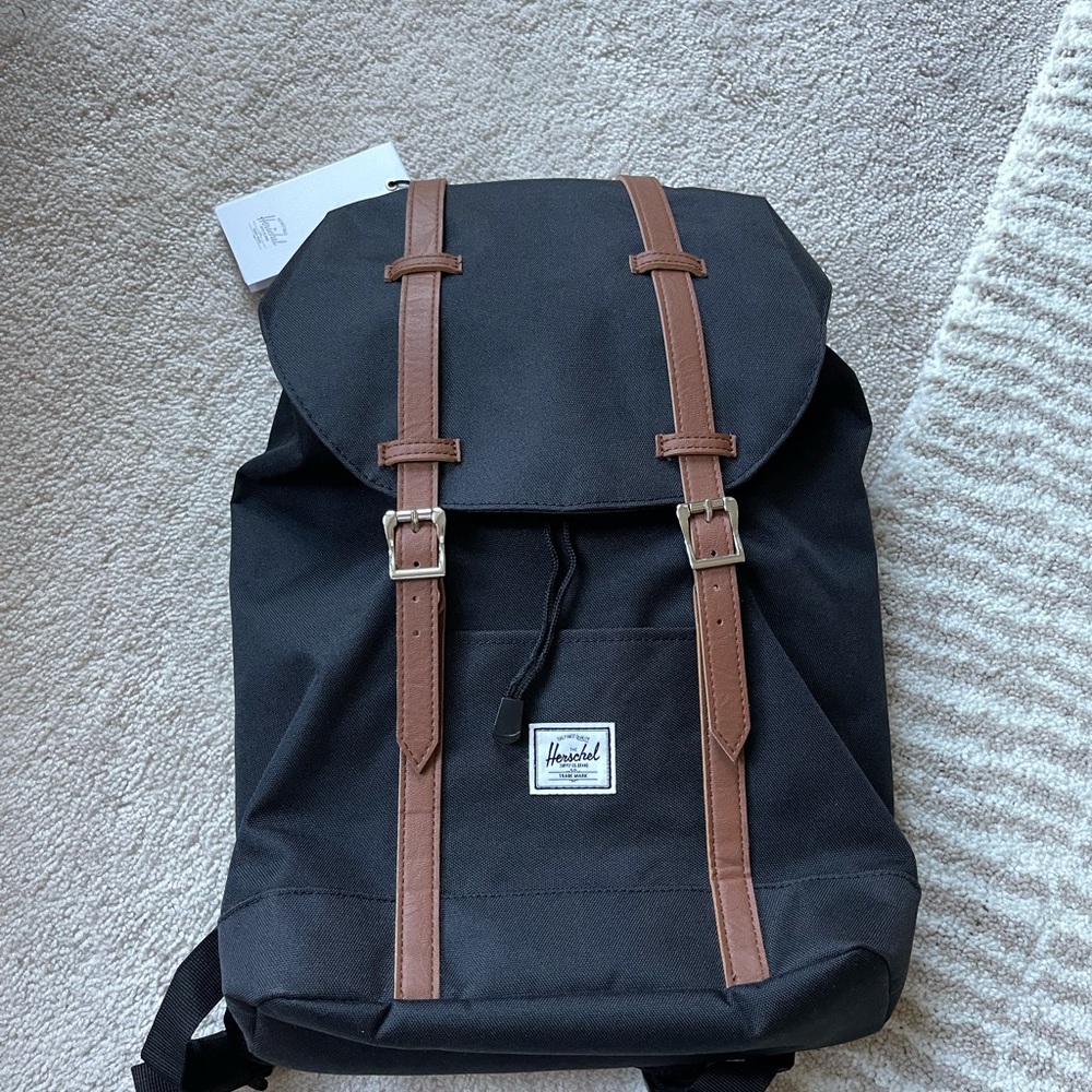NWT Herschel Retreat Backpack